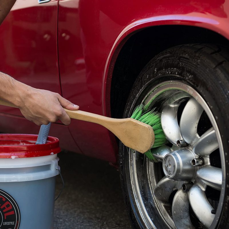 Chemical Guys Long Handle Flagged Tip Wheel Brush w/Angled Head – 20in Online Sale